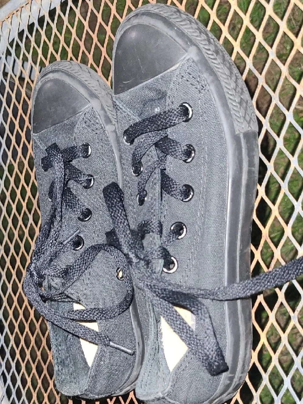 Converse Kids Black Low-Top Canvas Sneakers Size 1
